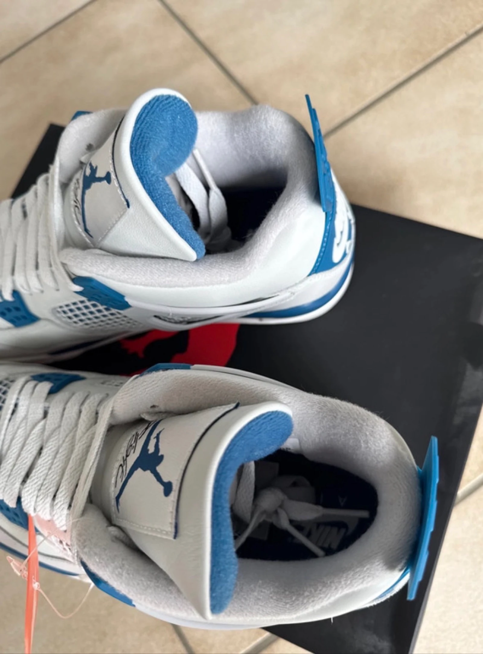 Air Jordan 4 rétro – photo 3
